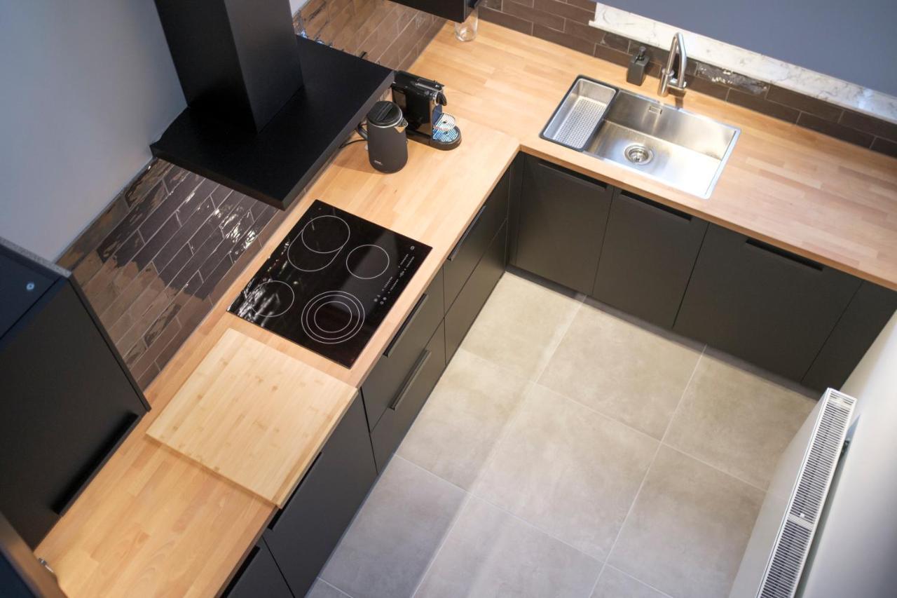 Functional Housings 2 Steps From Grand Place Brussels Exterior photo